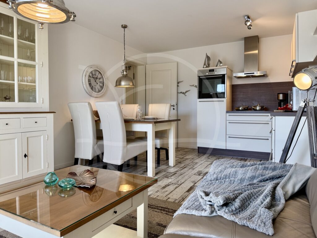 Offener Wohn- u. Essbereich